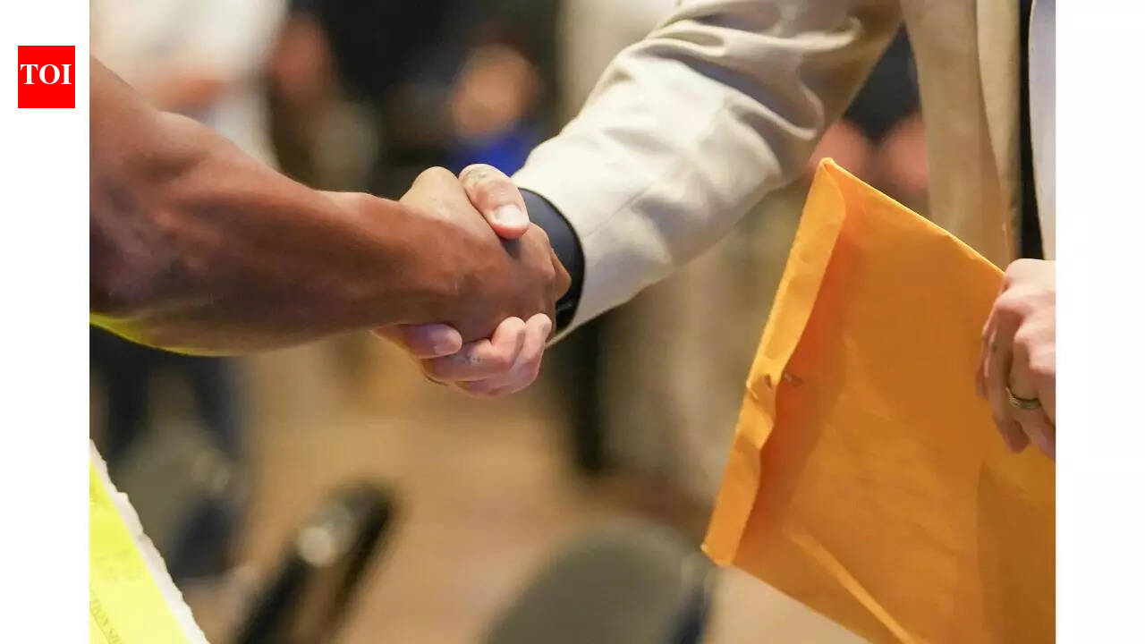 Semiconductor design GCC hiring slumps in 2025, Q4 sees uptick: Report