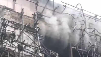 Blaze erupts at garment store building in Hyderabad’s Jubilee Hills