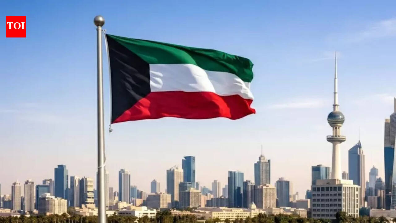 Kuwait mandates cash declaration for tourists and residents carrying over KD 3,000 via Sahel App
