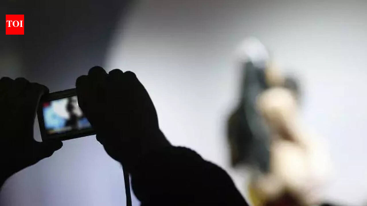 Squatty Potty millionaire founder Robert Edwards arrested in child pornography case