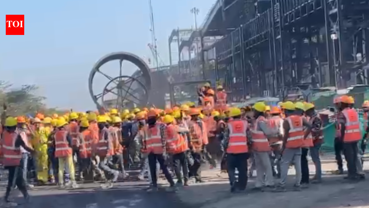 2,000 L&T workers clash with Surat police over better wages, working conditions; tear gas fired, vehicles torched