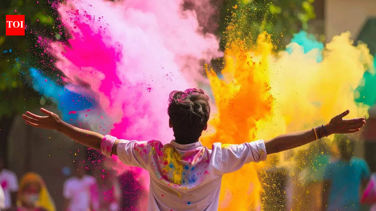 5 amazing ways to experience Holi in Mathura–Vrindavan