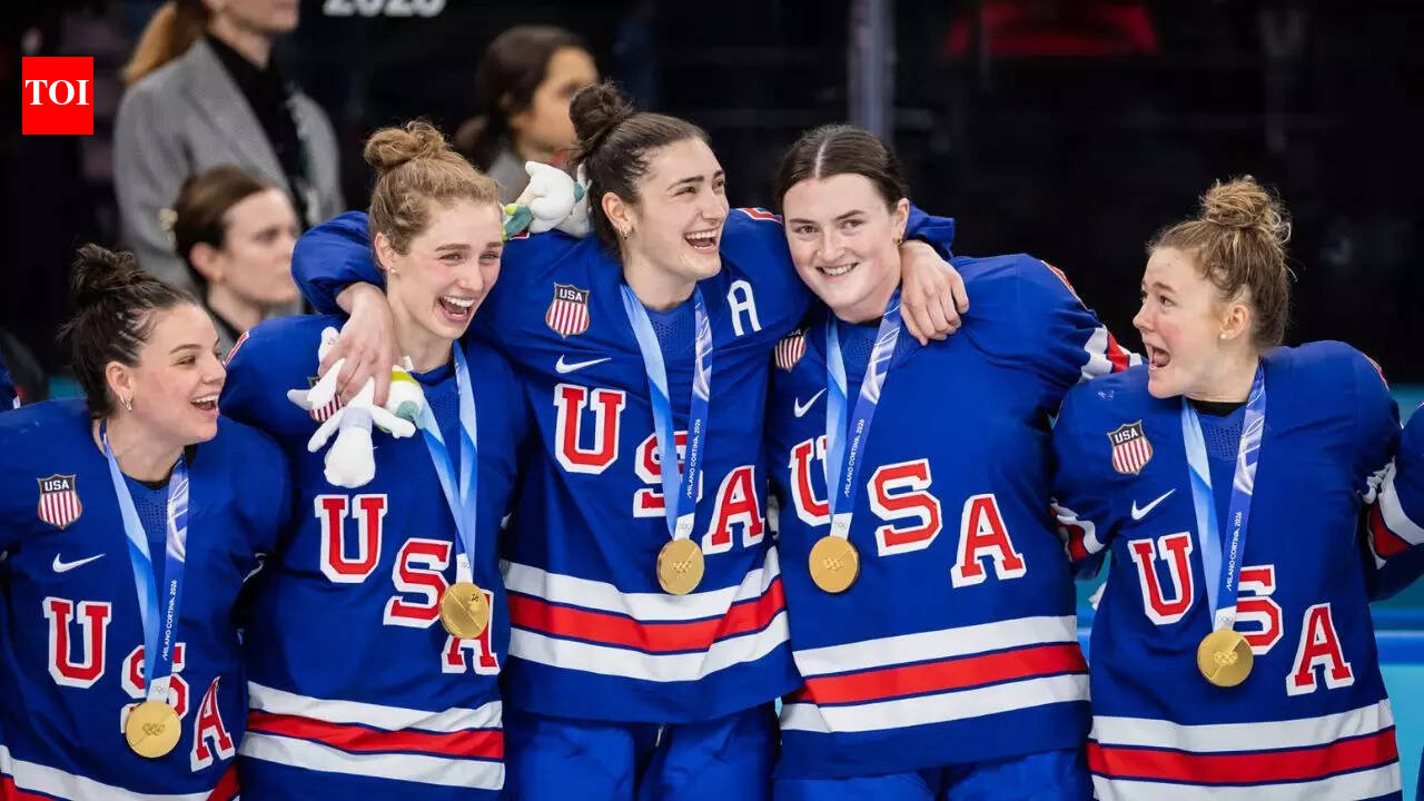 "அருச்சிகமானது": டொனால்ட் டிரம்பின் நகைச்சுவை, அமெரிக்க மகளிர் அணியின் வரலாற்று சிறப்புமிக்க ஒலிம்பிக் தங்க வெற்றியை மங்கச்செய்ததா?