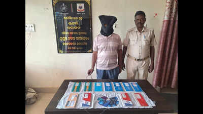 Man arrested for operating mule bank accounts