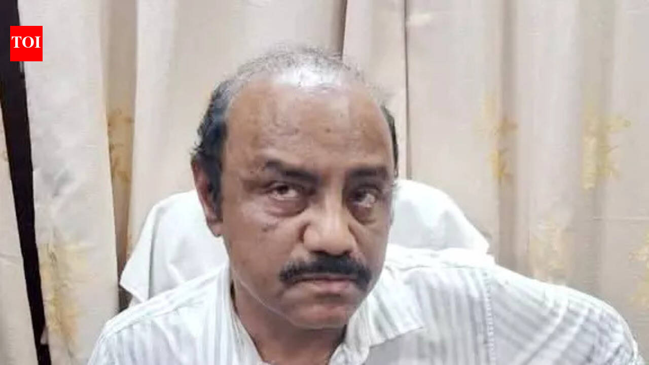 Parallel probe by ED, I-T officials into black money network