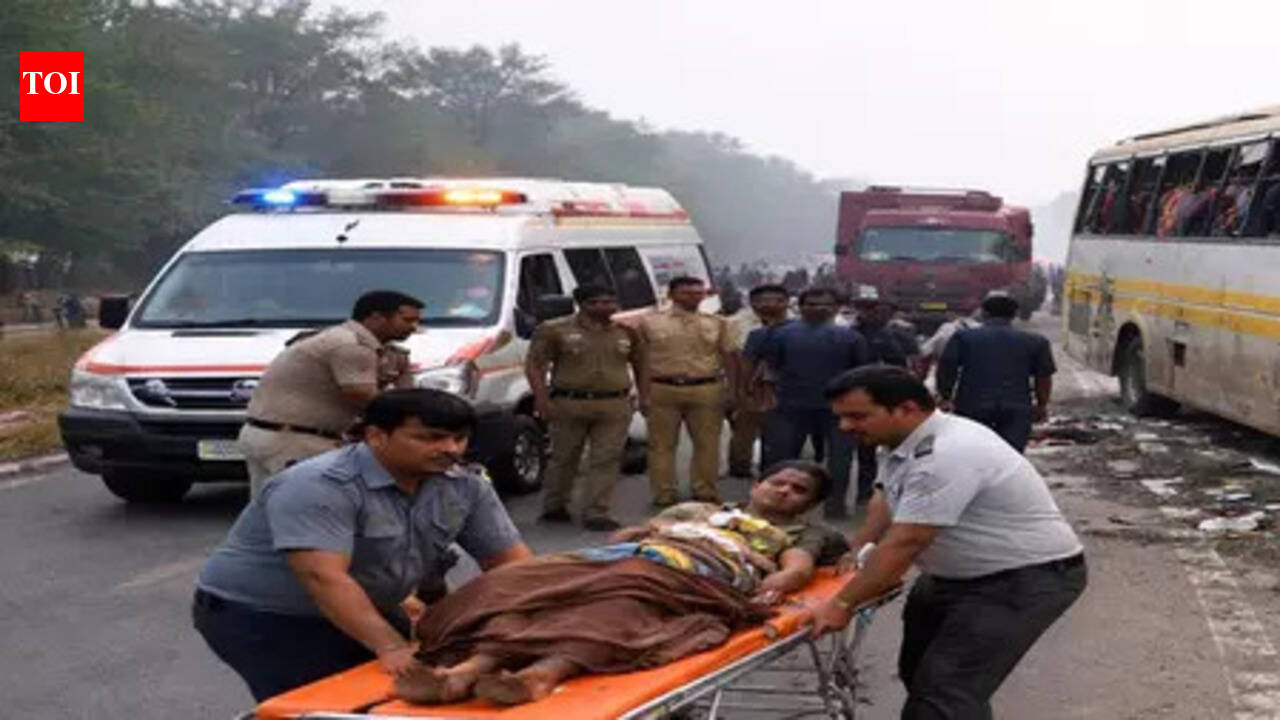 Tamil Nadu pilgrim dies, 19 hurt in Rohtas bus–truck collision