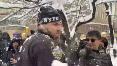 वाशिंगटन स्क्वायर पार्क हमला: ममदानी द्वारा घटना को कम महत्व देने के बाद NYPD ने एक व्यक्ति को गिरफ्तार किया 