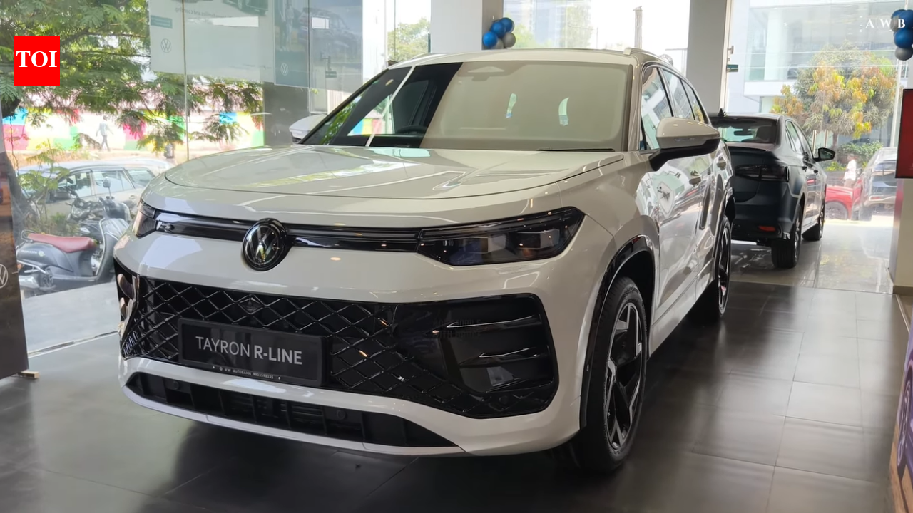 Volkswagen Tayron R-Line starts reaching dealerships: Deliveries, price, specs & more
