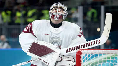 Pittsburgh Head Coach Dan Muse Names Arturs Silovs Starting Goalie for Penguins' Return from Olympic Break