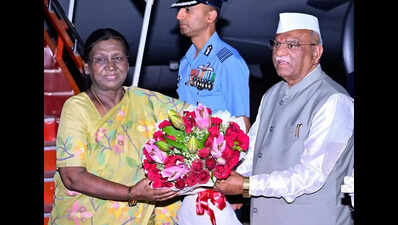 Prez Murmu arrives in Jaisalmer for 2-day visit; to watch ‘Vayu Shakti-2026’ at Pokhran today