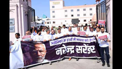 Cong MLAs protest India-US deal, BJP alleges internal rift