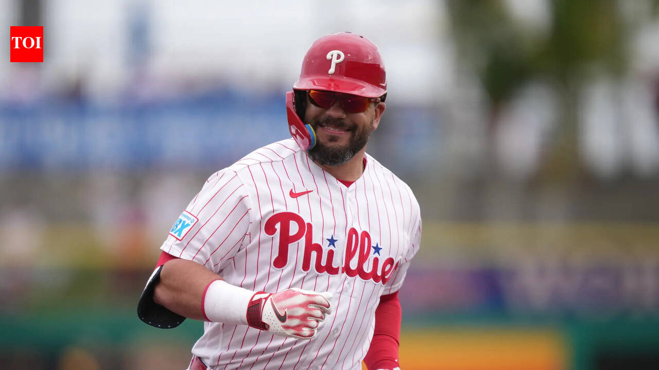 MLB trade rumors: Philadelphia Phillies predicted to sign $2.5 million New York Yankees veteran outfielder to bolster rotation