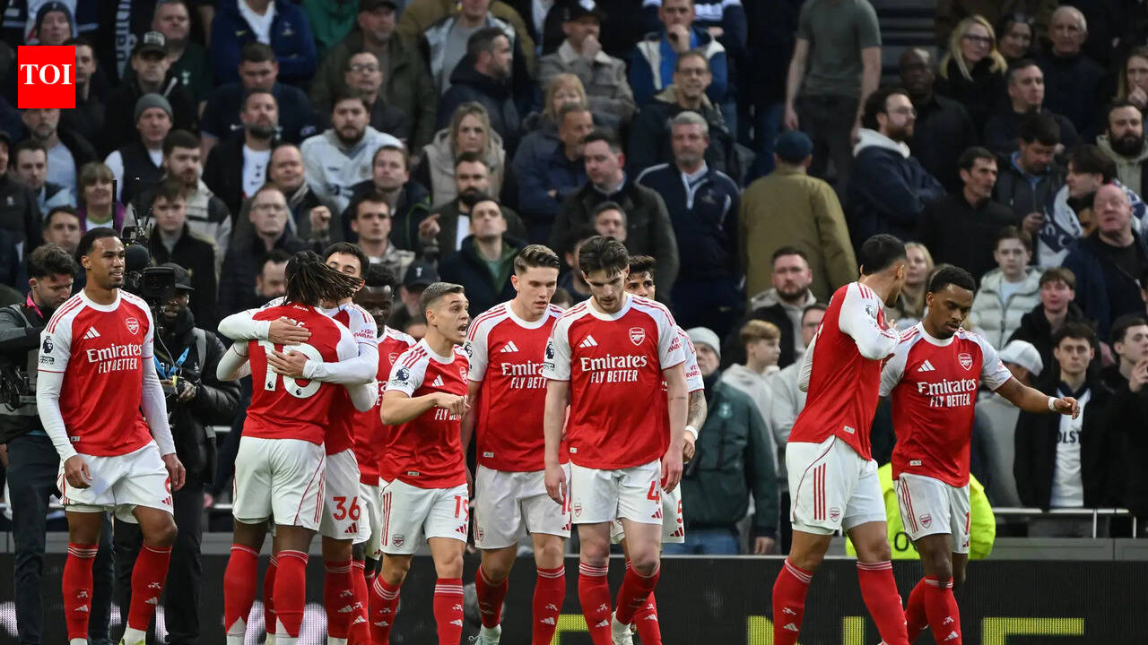 Arsenal face big test, Man City keep fighting, Spurs in trouble