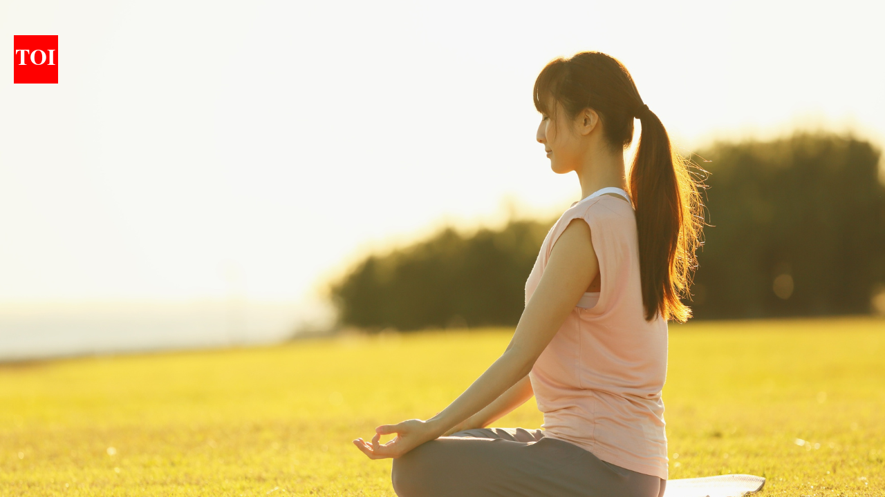 आपके मन, शरीर और ऊर्जा को संतुलित करने के लिए सरल गतिविधियाँ