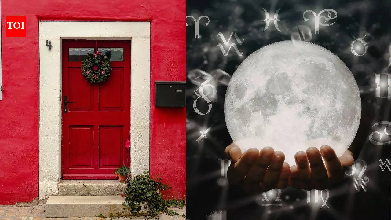 Why should you avoid painting the main door and entrance of the house in red?