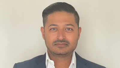 'ভারতীয়দের দায়িত্বে রাখুন এবং...': পাপা জনস 300টি পিজ্জার দোকান বন্ধ করার ঘোষণা দেওয়ার সাথে সাথে ট্রলগুলি ভারতীয় বংশোদ্ভূত সিএফও রবি থানাওয়ালাকে লক্ষ্য করে