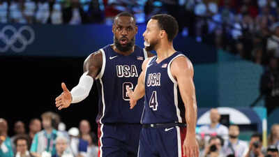 “It’s in my pops’ house in Charlotte”- Stephen Curry reveals why the first present from LeBron James still matters years later