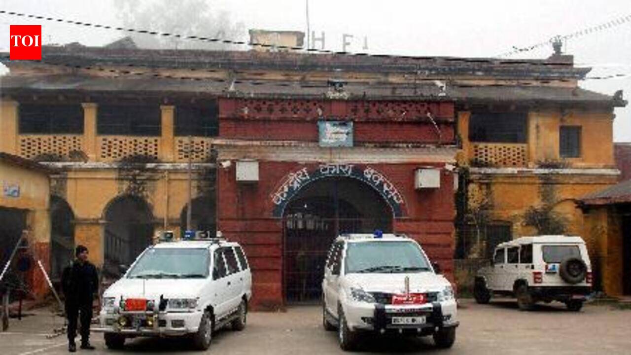 Protests erupt over prisoner’s death in Buxar