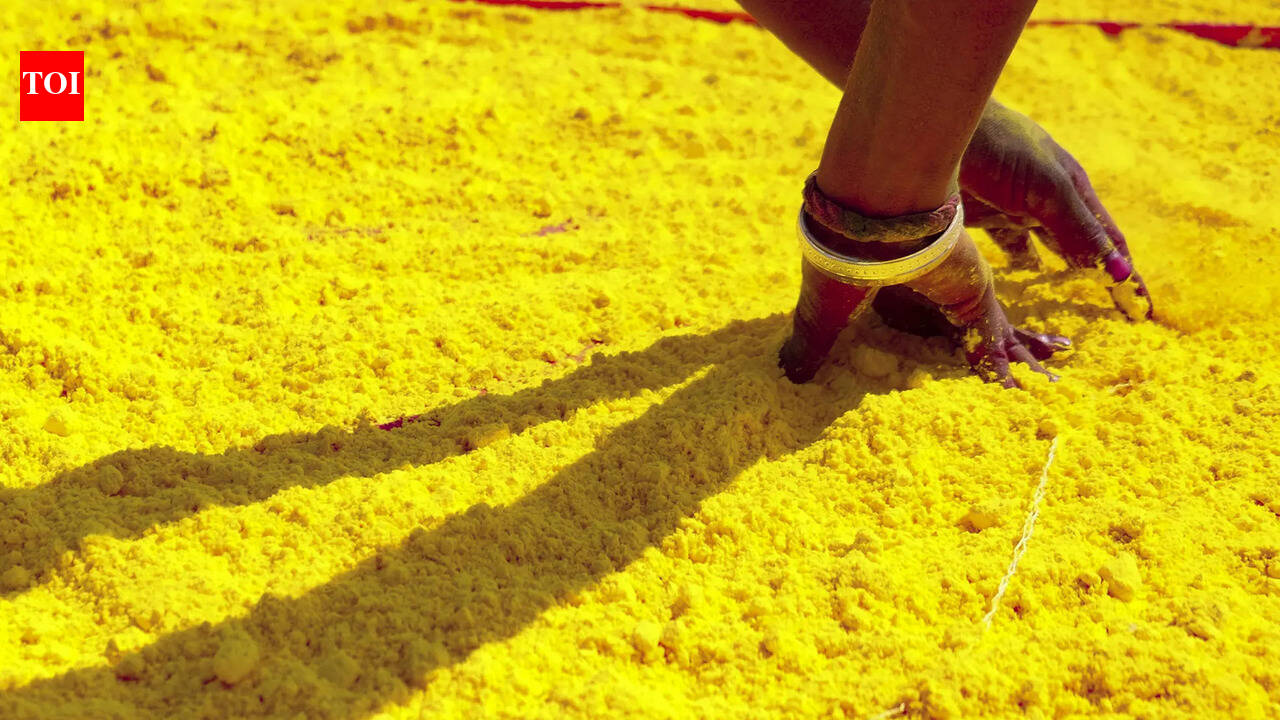 Demand for BAU’s herbal gulal surges ahead of Holi