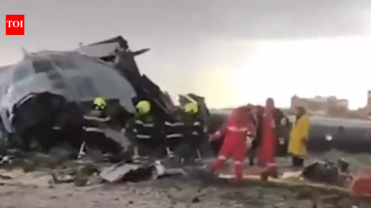 Bolivia: Military cargo plane carrying banknotes crashes in El Alto; video shows wreckage