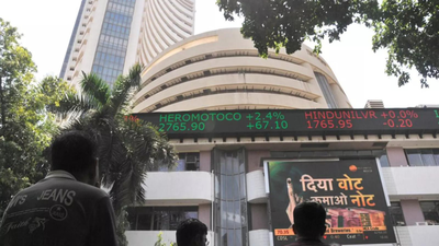 Geopolitical tensions drag sensex 961 pts