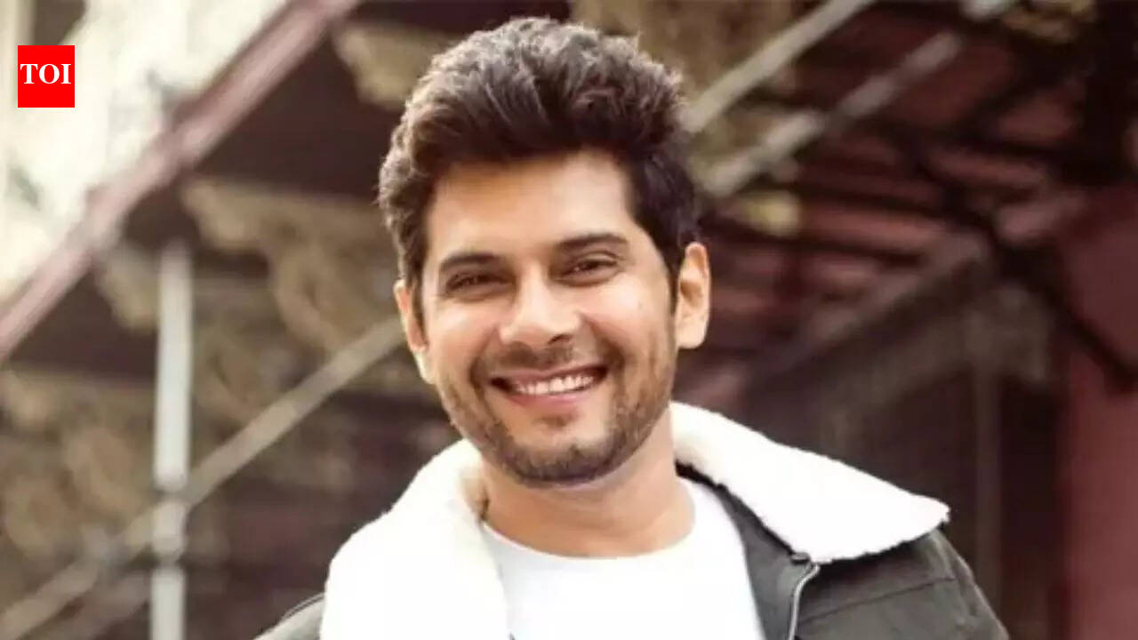 Amar Upadhyay to son Aryaman on stage performance: Be so good they can’t ignore you