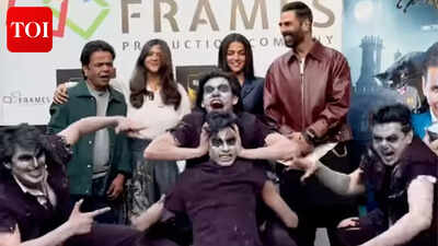 Watch-Akshay Kumar cheers pop-and-lock act at ‘Bhoot Bangla’ promotion; Rajpal Yadav reaction is unmissable