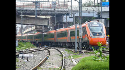 Railways to run 132 special trains to cater to Holi rush