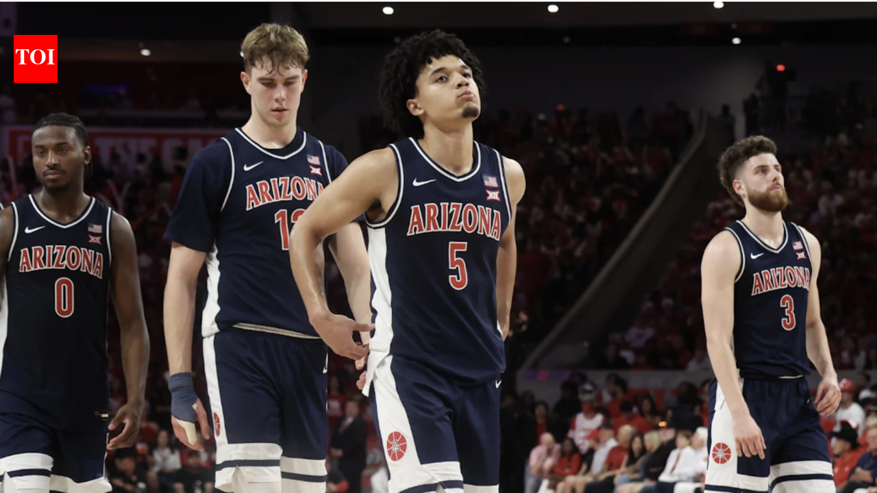 Kansas vs. Arizona basketball injury report: Latest updates on key players ahead of tonight’s game