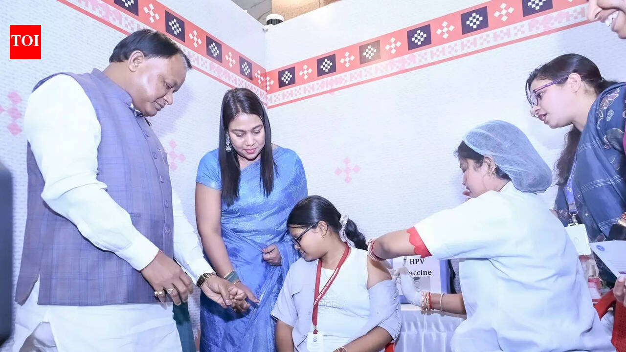 CM launches vax campaign against cervical cancer