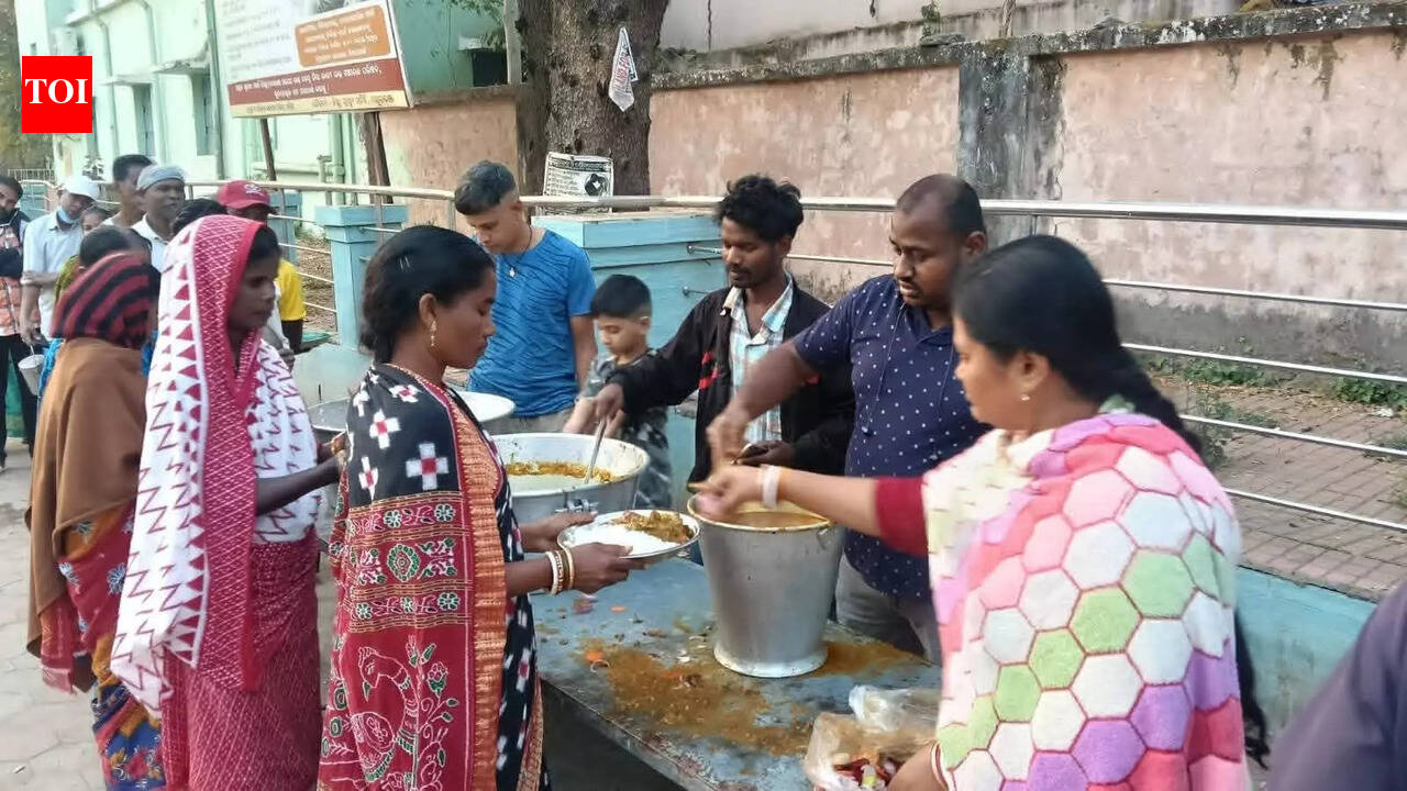 Social services is life for this Mayurbhanj paan seller
