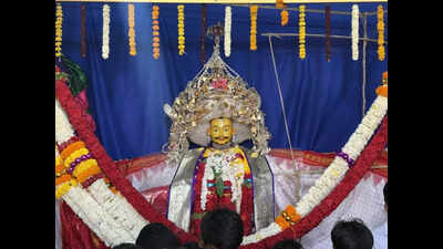 9 lakh devotees expected for Navalgund Kamanna idol installation fete