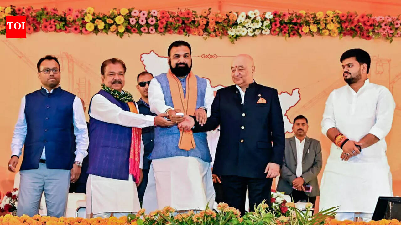 Samrat inaugurates bottling and cement plants in Buxar