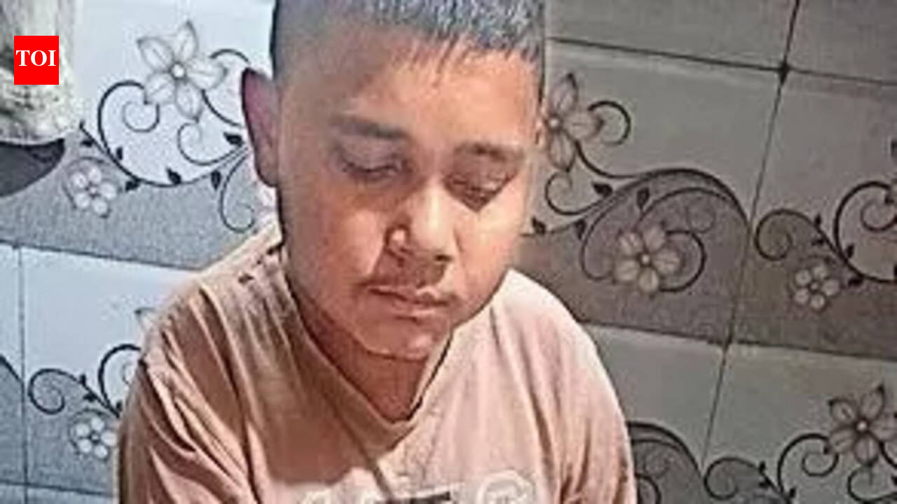 Ahmedabad city DEO to fund education of Class 10 student who writes with feet