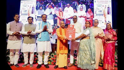 CM’s Holi gift: Rs 1,500cr subsidy for LPG refill to beneficaries