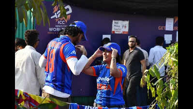 Kol fans wait for ‘quarter final’ with prayers on their lips