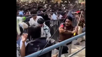 Ruckus during DU college fest, admin blames ‘outsiders’