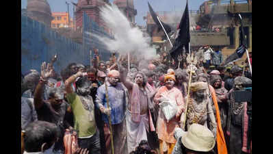 Masane ki Holi confined to Manikarnika temple this year