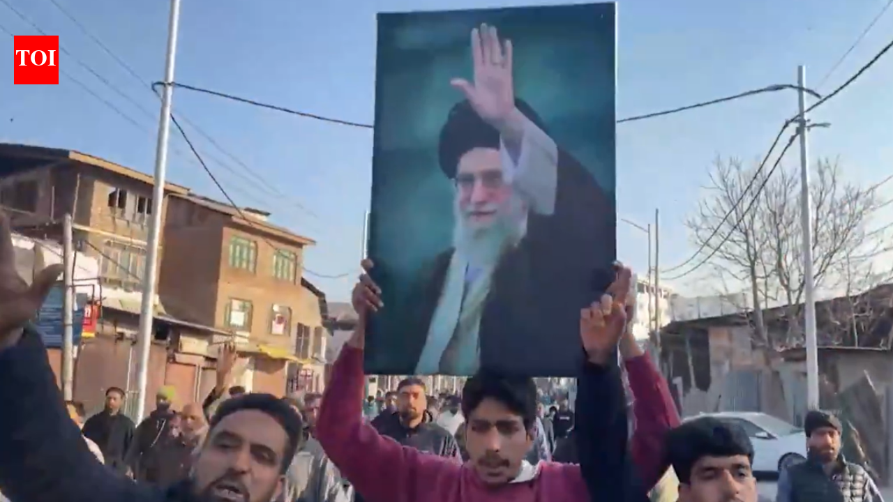 Protests in Kashmir against killing of Iran’s supreme leader Ayatollah Khamenei in US‑Israel strike