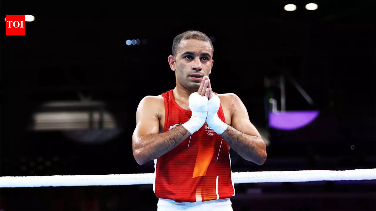 Assessment axe falls on Amit Panghal, Neeraj Phogat