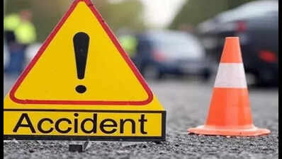 Three from UP die as truck hits bus in Kaimur
