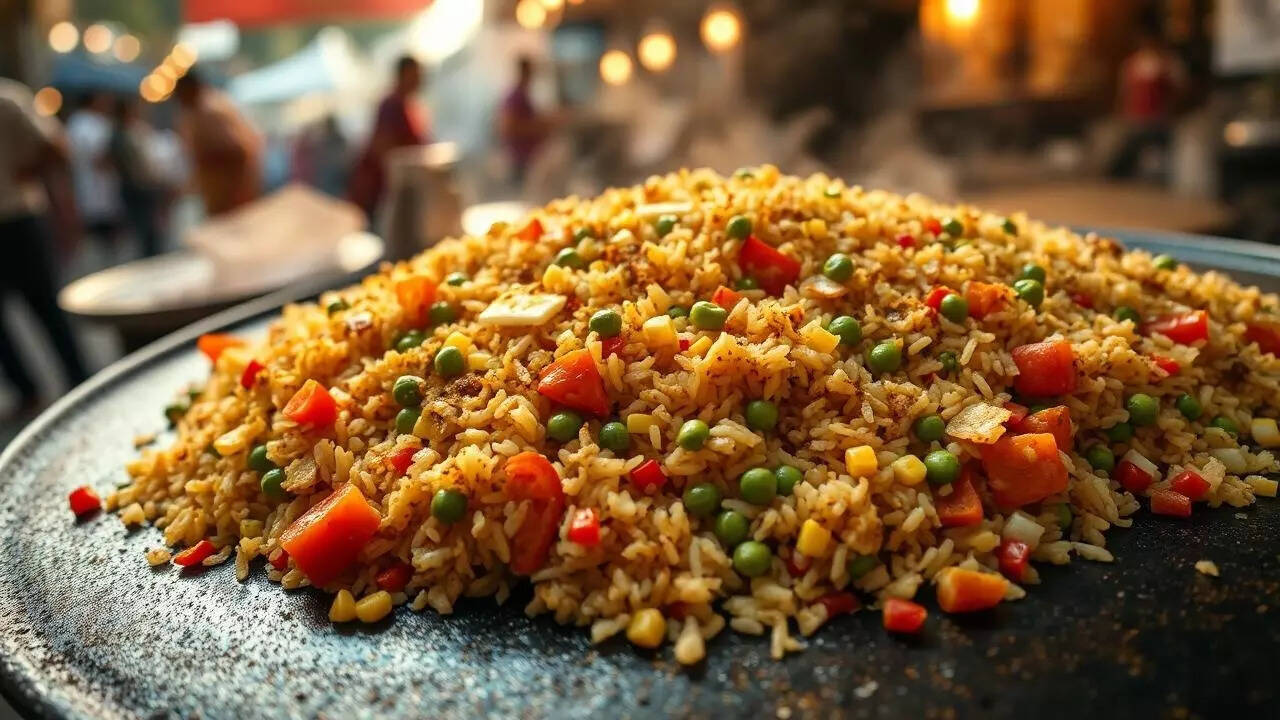 How To Prepare Quick Tawa Pulao With Leftover Rice Using Simple ...