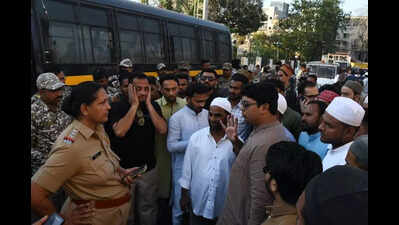 9 AIMIM corporators among 15 booked for opposing anti-encroachment drive