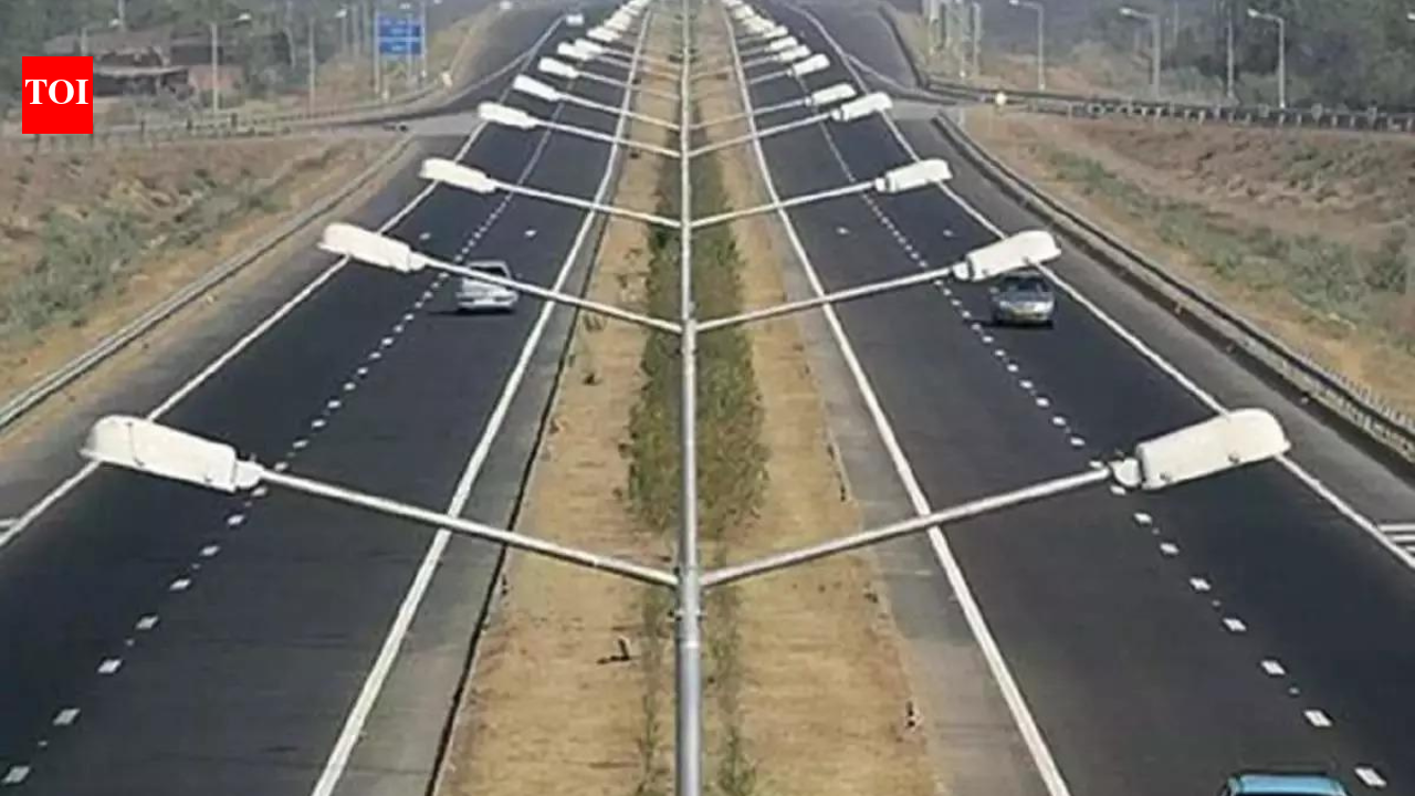 पीएमओ ने सड़क, रेल परियोजनाओं के लिए तीसरे पक्ष से ऑडिट की मांग की; राजमार्ग मंत्रालय ने जीक्यू-युग निर्माण का अध्ययन करने को कहा | भारत समाचार