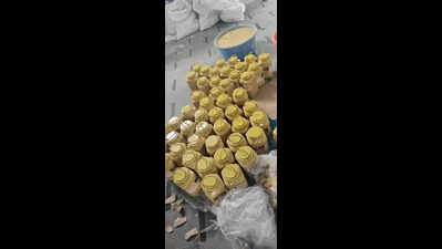 4 held for selling adulterated ginger garlic paste