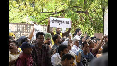 Bus marshals, conductors find voice at AAP rally