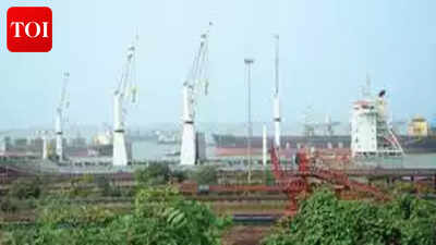 एमपीए सुविधाओं में आयरन शॉट की चोरी के आरोप में तीन गिरफ्तार