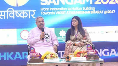 Students, startups share dais