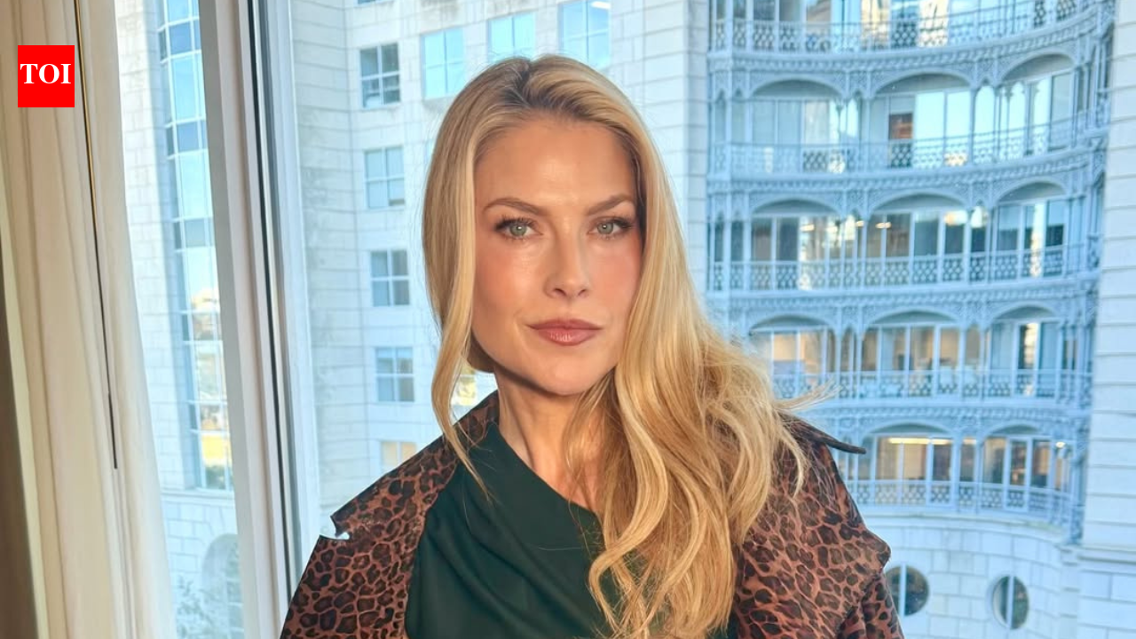 अली लार्टर ने 2026 अभिनेता पुरस्कार में अपने ‘वर्सिटी ब्लूज़’ के सह-कलाकार जेम्स वान डेर बीक को भावभीनी श्रद्धांजलि अर्पित की | अंग्रेजी मूवी समाचार