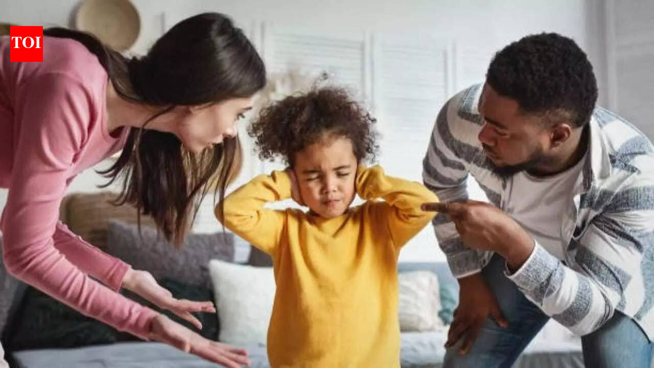 Why toddlers say “NO” to everything and how to respond calmly